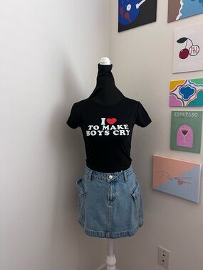 Y2K Black Graphic Baby Tee